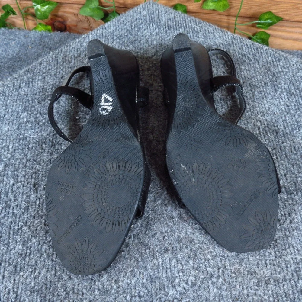 Anne Klein MakerRionTJ Womens T-Strap Wedge Sandals Size 8M Dressy Black Leather